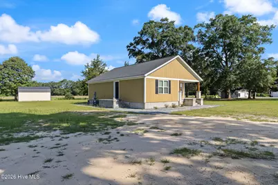 7390 Center Road, Bladenboro, NC 28320 - Photo 5