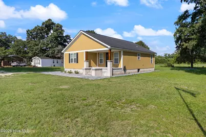 7390 Center Road, Bladenboro, NC 28320 - Photo 3