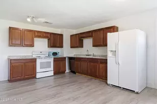 813 N 20th St, Morehead City, NC 28557 - Photo 9