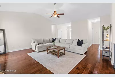 605 Carat Court, Jacksonville, NC 28546 - Photo 11