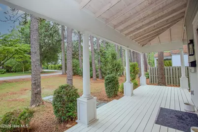 170 E Delaware Avenue, Southern Pines, NC 28387 - Photo 3