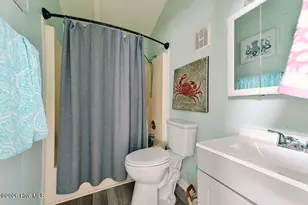 706 W 3rd St, Kill Devil Hills, NC 27948 - Photo 17