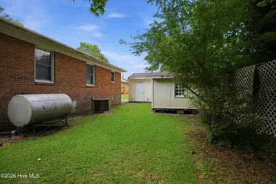 1065 Shadow Lane, Williamston, NC 27892 - Photo 9