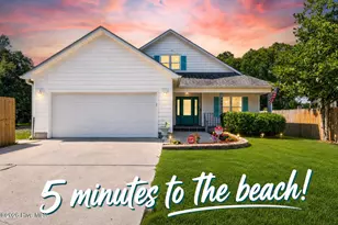 4461 Sweetbay Dr SE, Southport, NC 28461 - Photo 1