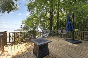 2902 Canal Cove Rd, Lake Waccamaw, NC 28450 - Photo 25