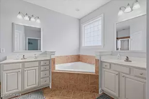 1007 Wellstone Ct, Leland, NC 28451 - Photo 23