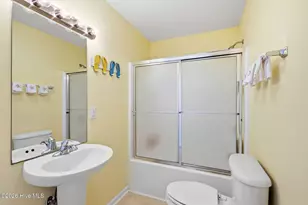 3904 Emerald Dr, Emerald Isle, NC 28594 - Photo 33
