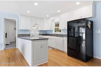 3904 Emerald Drive, Emerald Isle, NC 28594 - Photo 17
