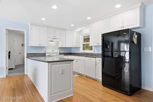 3904 Emerald Dr, Emerald Isle, NC 28594 - Photo 17