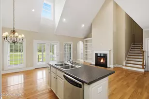 109 Colonel Burgwyn Dr, New Bern, NC 28562 - Photo 19