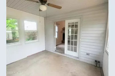 207 Lakemere Drive, New Bern, NC 28562 - Photo 17