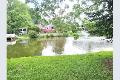 207 Lakemere Drive, New Bern, NC 28562 - Photo 5