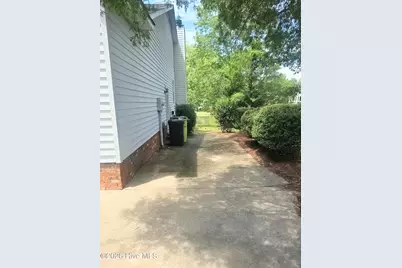 207 Lakemere Drive, New Bern, NC 28562 - Photo 41