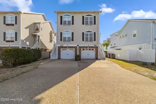 1317 Snapper Ln, Carolina Beach, NC 28428 - Photo 1