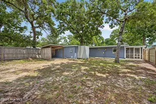 105 NE 3rd St, Oak Island, NC 28465 - Photo 23