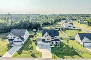 158 Enfield Dr, Carthage, NC 28327 - Photo 3