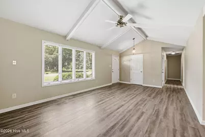 807 Clipper Court, New Bern, NC 28560 - Photo 7