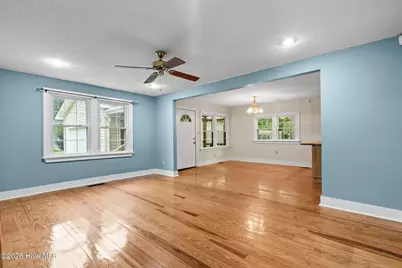 307 McKenzie Street, Whiteville, NC 28472 - Photo 5