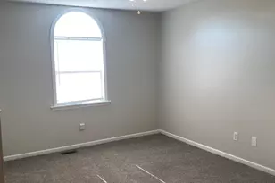2009 River Dr, Greenville, NC 27858 - Photo 7
