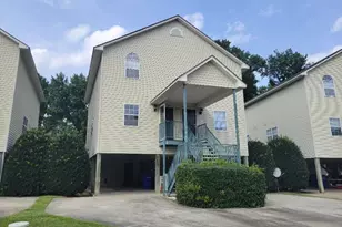 2009 River Dr, Greenville, NC 27858 - Photo 1