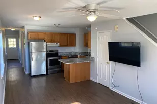2009 River Dr, Greenville, NC 27858 - Photo 3