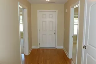 300 Sun St, Richlands, NC 28574 - Photo 3