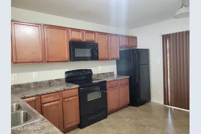 1002 Ornate Drive, Jacksonville, NC 28546 - Photo 3
