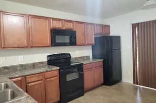 1002 Ornate Dr, Jacksonville, NC 28546 - Photo 3