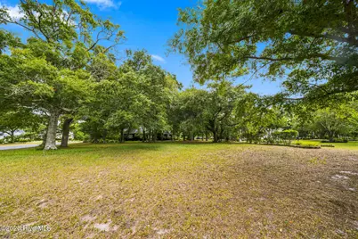 505 Mayfair Notch SW, Ocean Isle Beach, NC 28469 - Photo 3