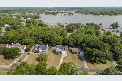 139 Bayshore Drive, Sneads Ferry, NC 28460 - Photo 37