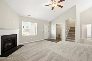 805 Cross Wind Ct, Sneads Ferry, NC 28460 - Photo 5