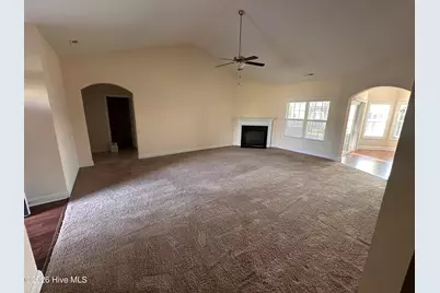 204 Messenger Court, Jacksonville, NC 28546 - Photo 3