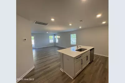 4826 Abbington Oaks Way SE, Southport, NC 28461 - Photo 3