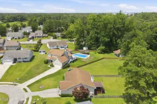 437 Foxhunt Ln, Havelock, NC 28532 - Photo 5
