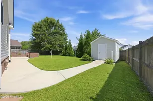 235 Venturi Dr, New Bern, NC 28560 - Photo 9