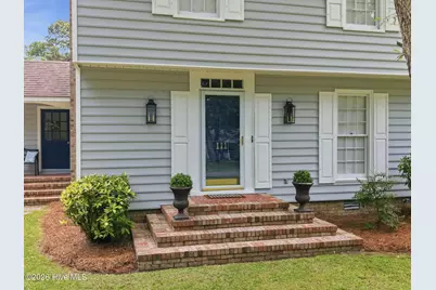 111 N Wedgewood Drive, Washington, NC 27889 - Photo 5