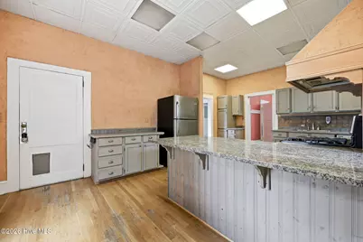 401 N Market Street, Washington, NC 27889 - Photo 17