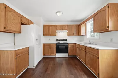1402 Lockwood Road, Kinston, NC 28501 - Photo 11