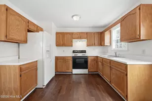 1402 Lockwood Rd, Kinston, NC 28501 - Photo 11