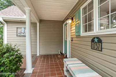 1737 Rosebay Court SW, Ocean Isle Beach, NC 28469 - Photo 5