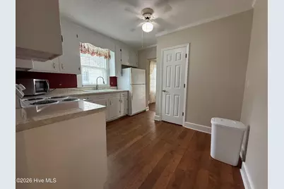304 E Woodall Street, Smithfield, NC 27577 - Photo 13
