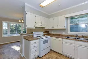 1504 Darby Pl, Goldsboro, NC 27534 - Photo 3