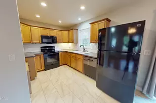 125 Forest Pl, Aberdeen, NC 28315 - Photo 9