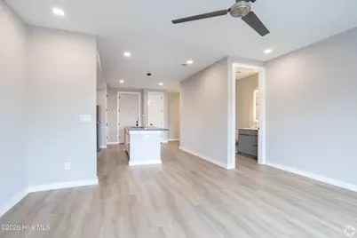 607 N 11th Street #206, Wilmington, NC 28401 - Photo 3