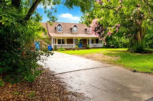 2315 Robert Hoke Rd, Wilmington, NC 28412 - Photo 3