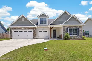 520 New Hanover Trl, Jacksonville, NC 28546 - Photo 1