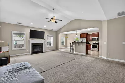520 New Hanover Trail, Jacksonville, NC 28546 - Photo 13