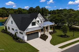 322 E Wayfinder Ln, Hampstead, NC 28443 - Photo 3