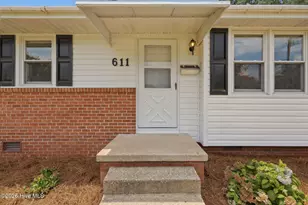611 Decatur Rd, Jacksonville, NC 28540 - Photo 3