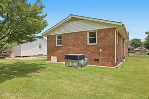 611 Decatur Rd, Jacksonville, NC 28540 - Photo 31